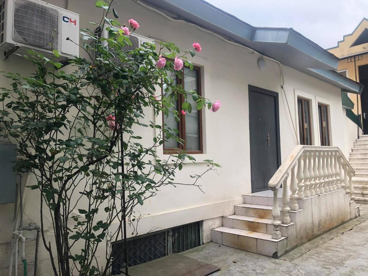 Apartment In The City Center - Old Batumi Exterior foto